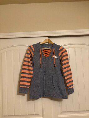 Denver Broncos Sweatshirt Antigua Women Medium Gray Striped Sleeve Tie Front